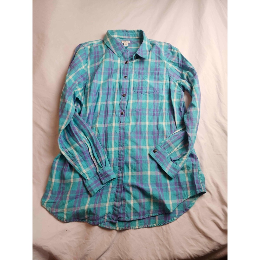 LL Bean Flannel Shirt Women Medium Scotch Plaid Cabincore Chic Layering Heritage